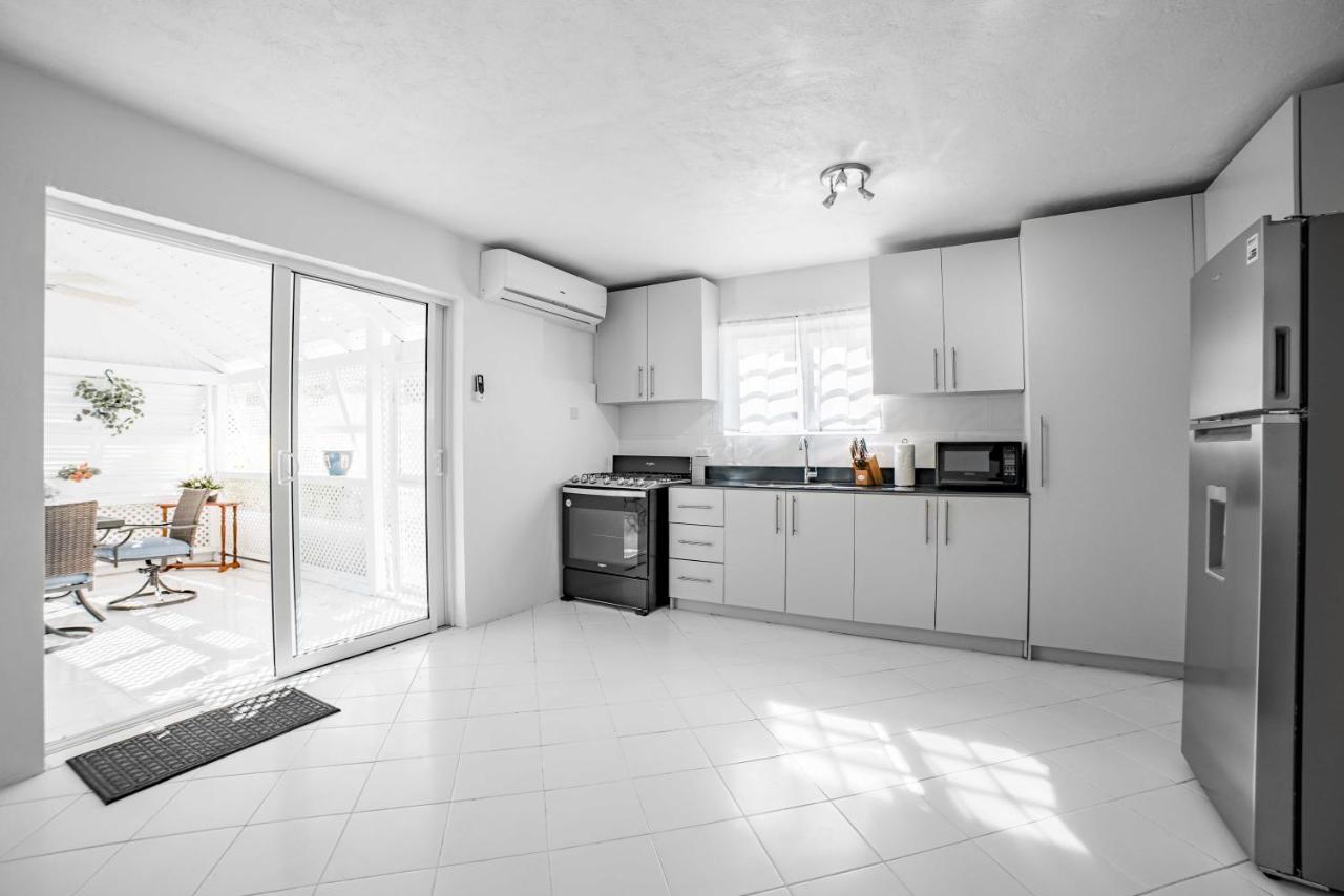 Banyan Beach House Villa Бриджтаун Екстериор снимка