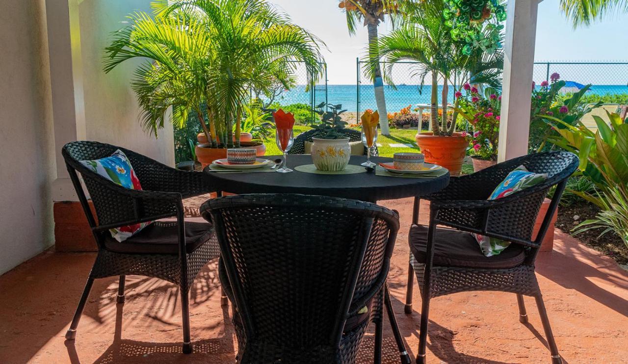 Banyan Beach House Villa Бриджтаун Екстериор снимка